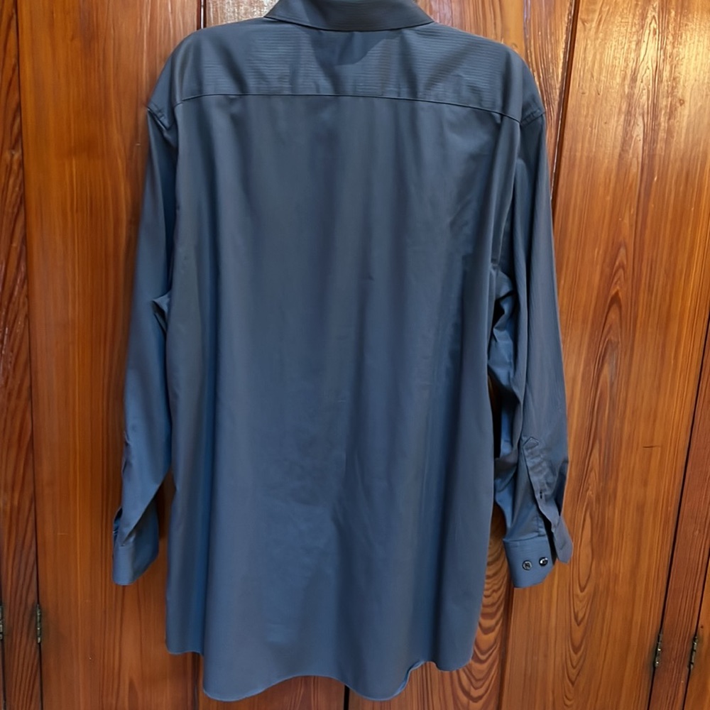 Claiborne men’s Grey dress shirt 18 34/35 long sleeve . Stripe pattern fabric. - Picture 5 of 6